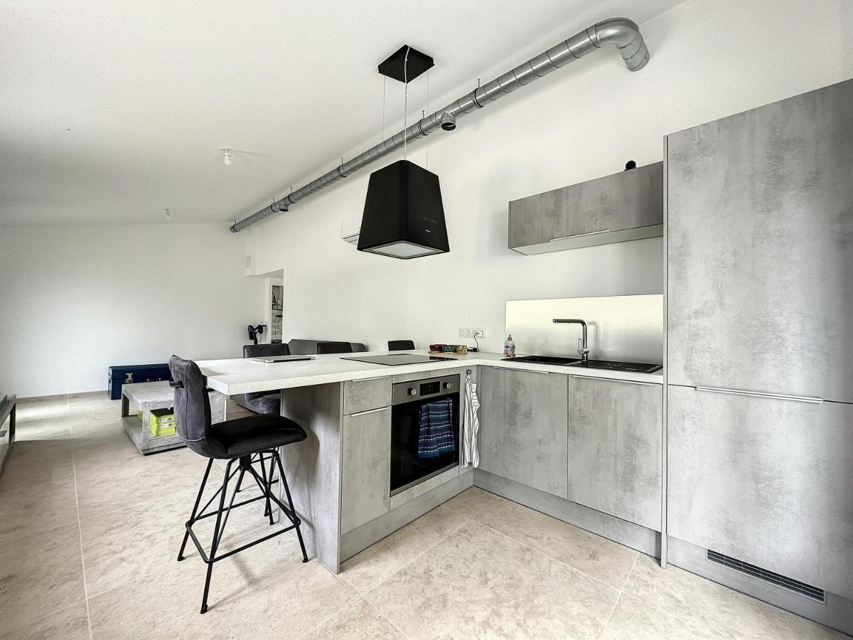 בוניפסיו Villa 2 Chambres Avec Jacuzzi מראה חיצוני תמונה